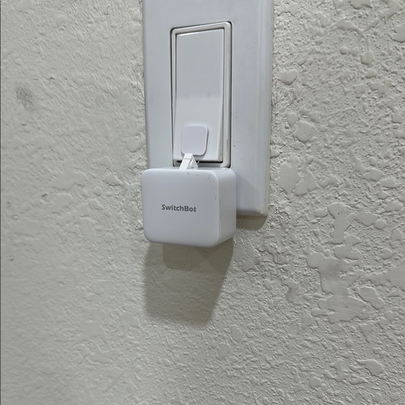 SwitchBot Smart Light Switch